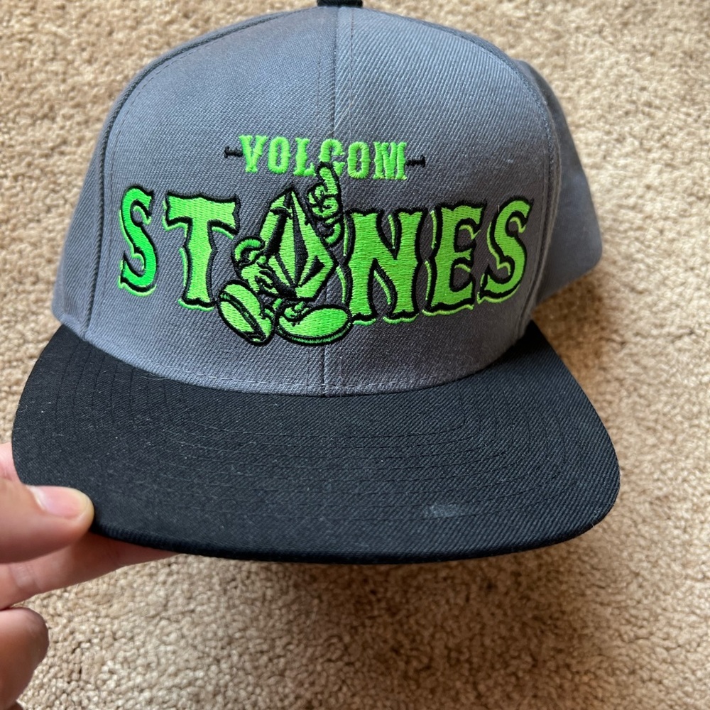 Volcom Stones SnapBack hat - Picture 2 of 10